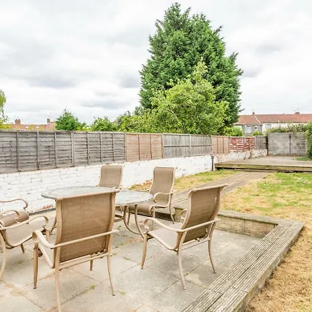Big House In Filton - Sleeps Up To 7! Bristol