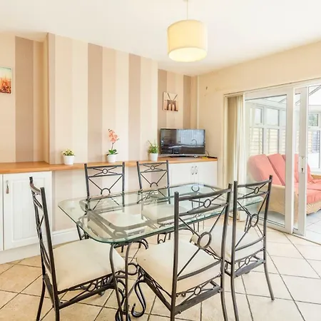 Big House In Filton - Sleeps Up To 7! * 布里斯托