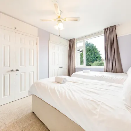 Big House In Filton - Sleeps Up To 7! 布里斯托